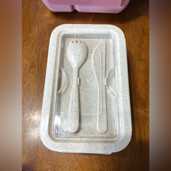 Set of 5 Meal Prep Containers - Picture 2 of 3